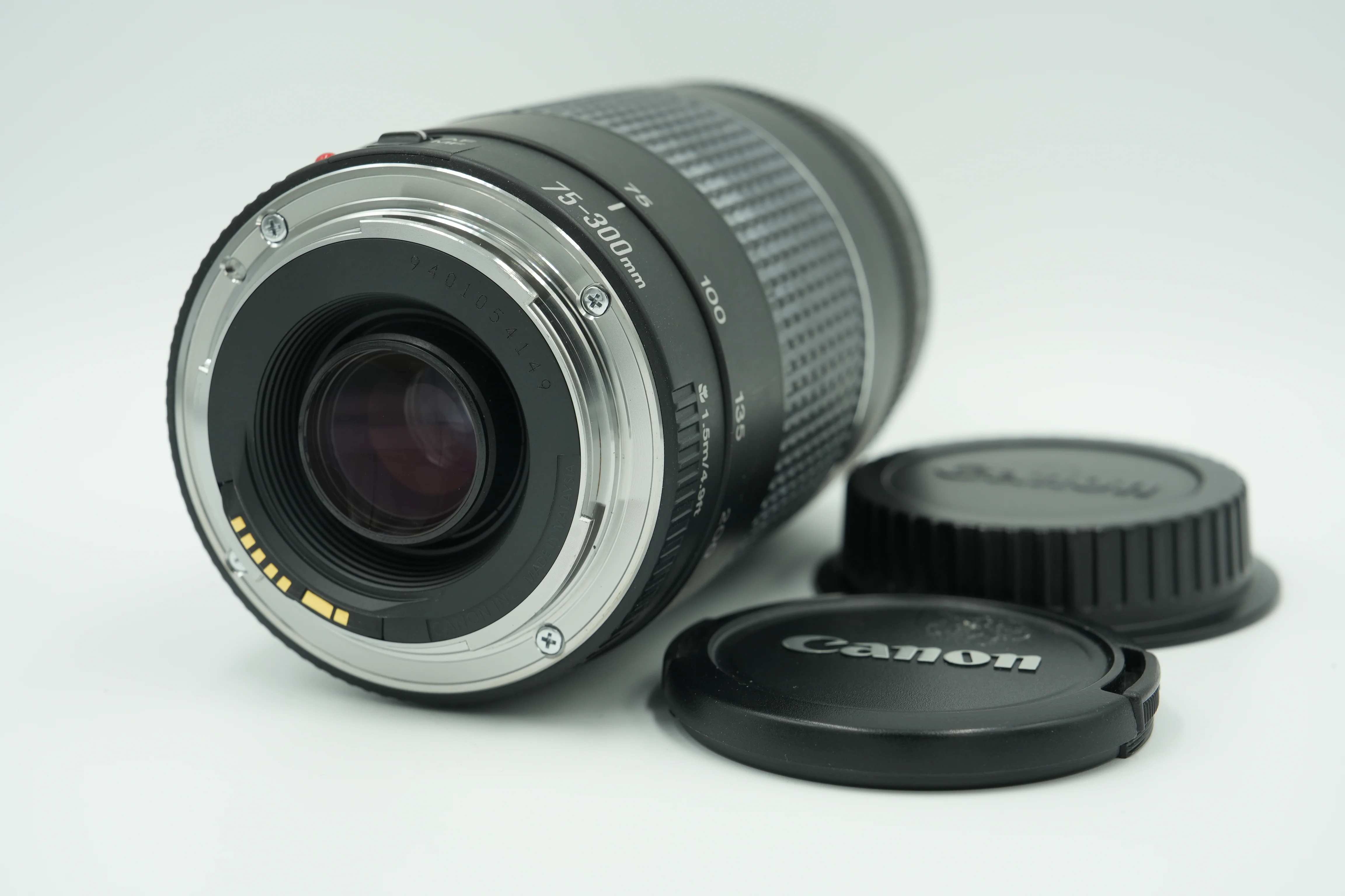 Used Canon EF 75-300mm f/4-5.6 III - Image 2