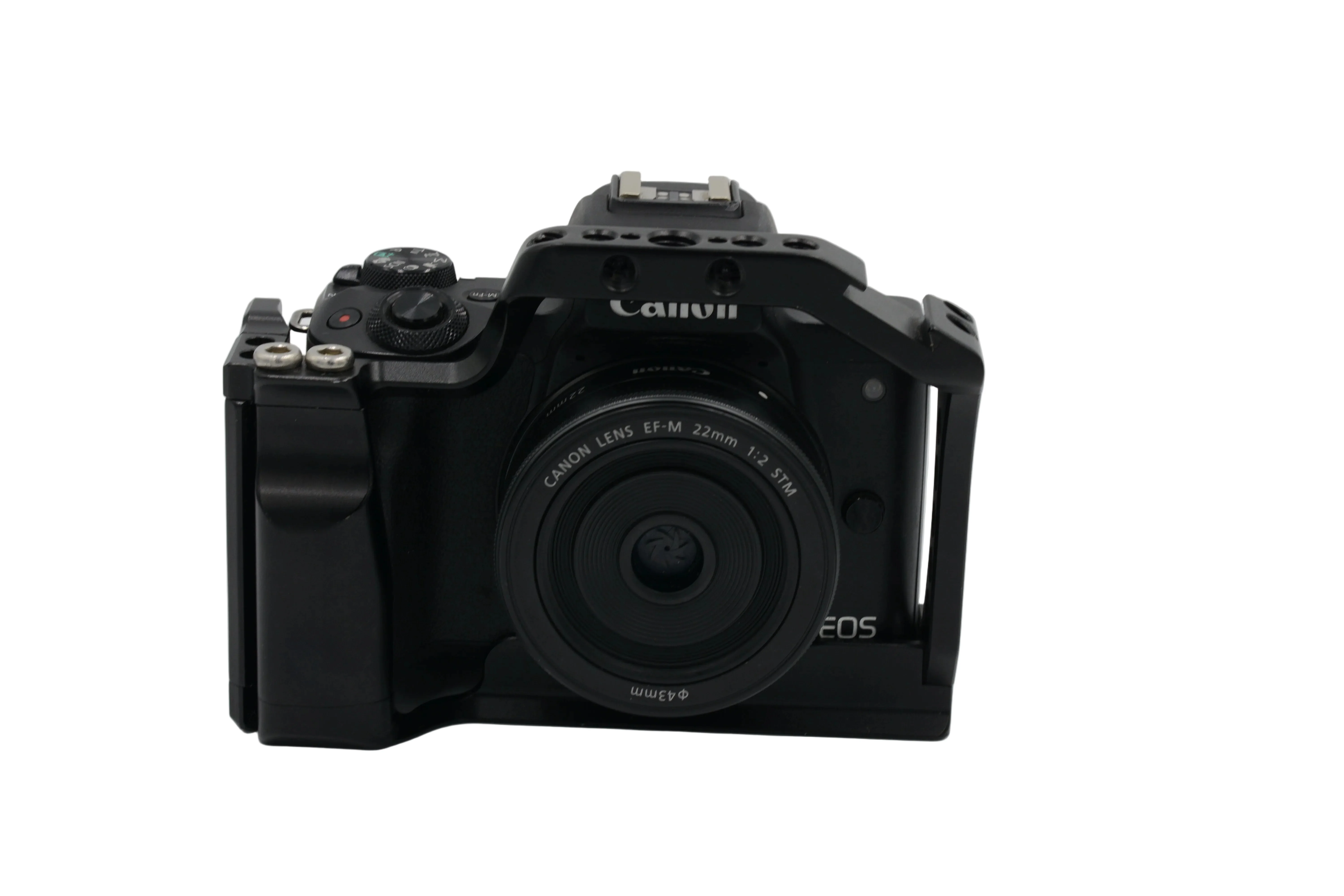 Used Canon M50 w/ Canon EF-M 22mm f/2 STM & Canon EF-M 55-200mm f/4.5-6.3 IS STM BODY SN:922030001097