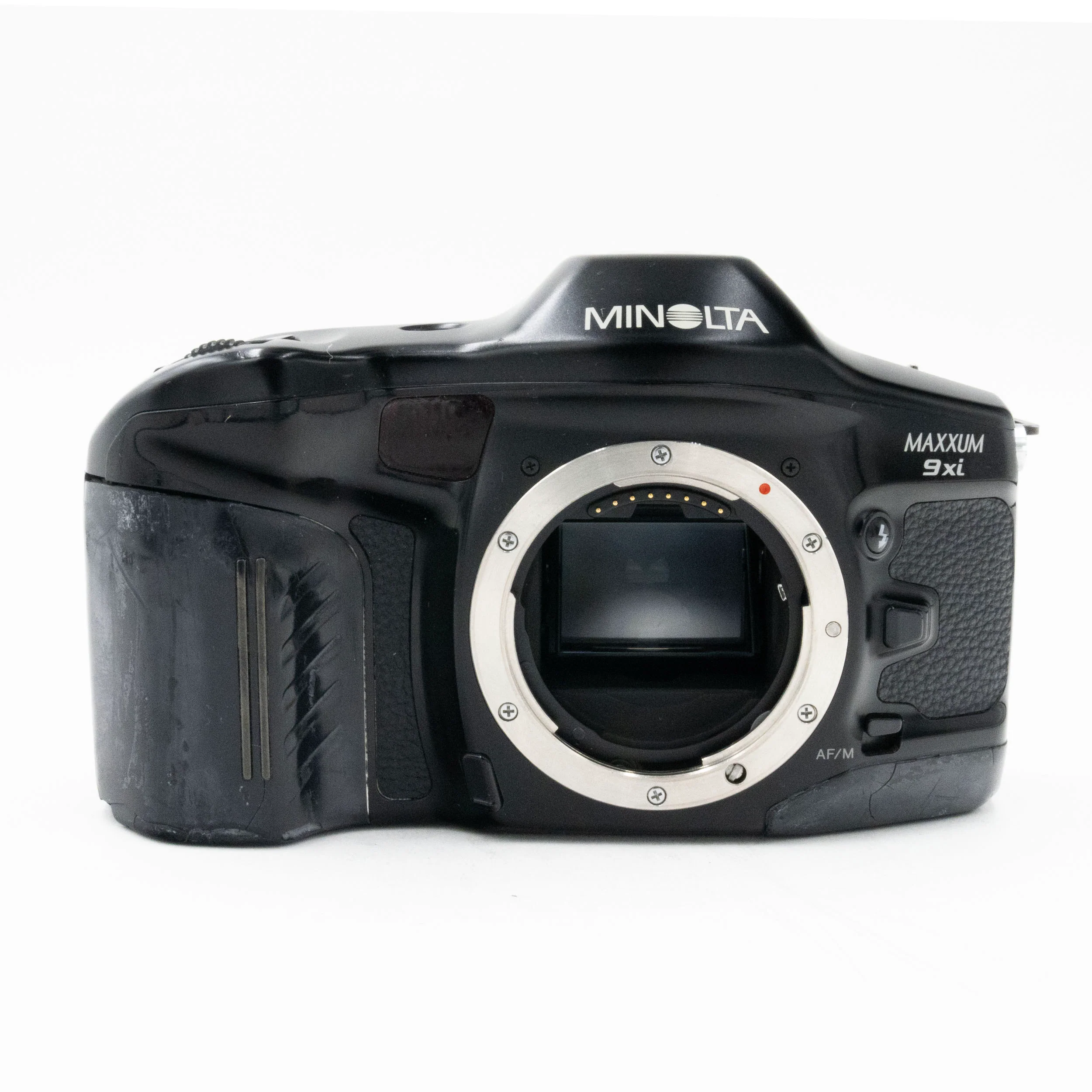 Used - Minolta Maxxum 9xi w/ 35-70mm f3.5-4.5 - 16201581 - Image 2