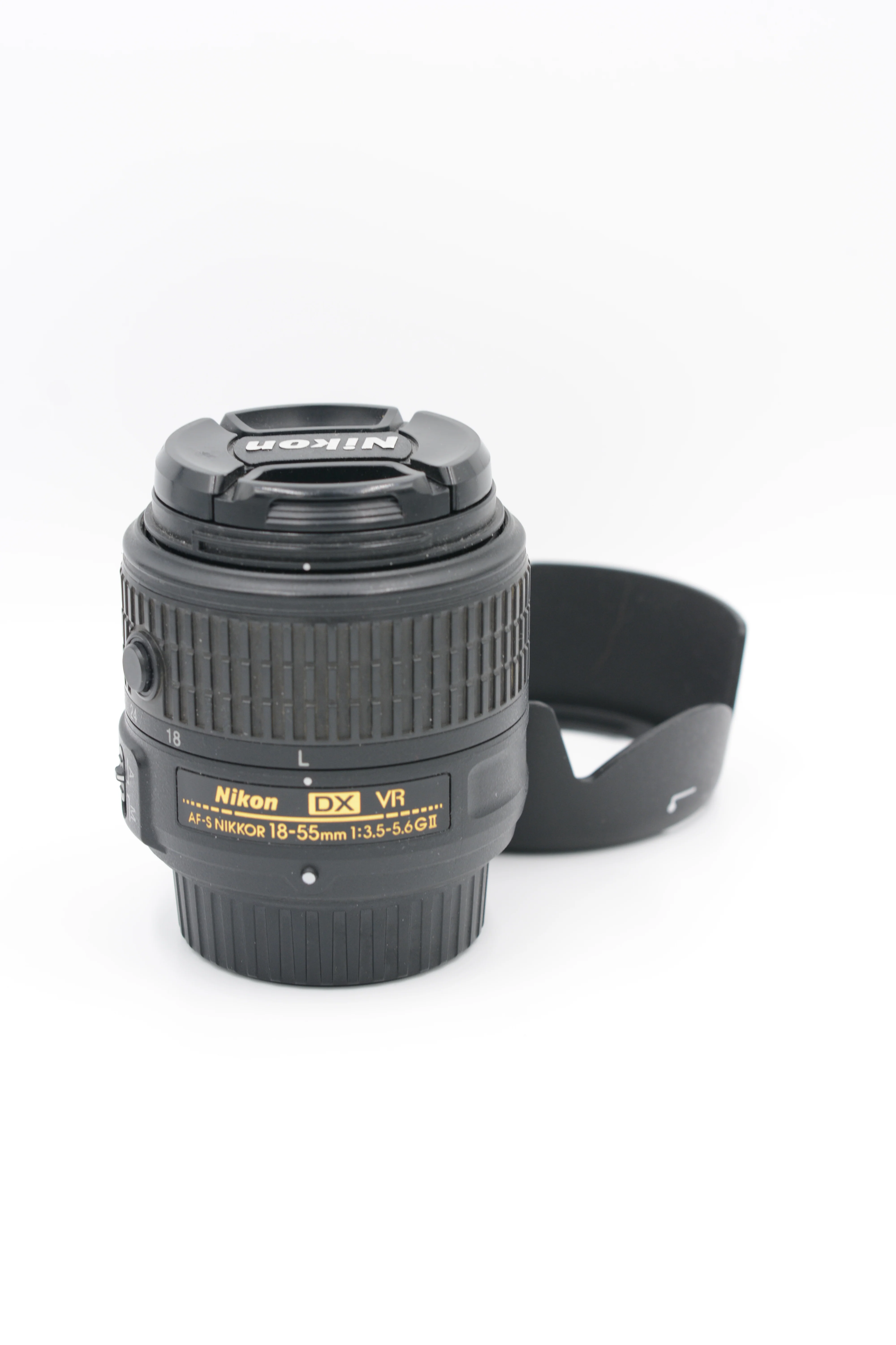 USED Nikon AF-S Nikkor 18-55mm 3.5-5.6 G II DX SN - 22122761