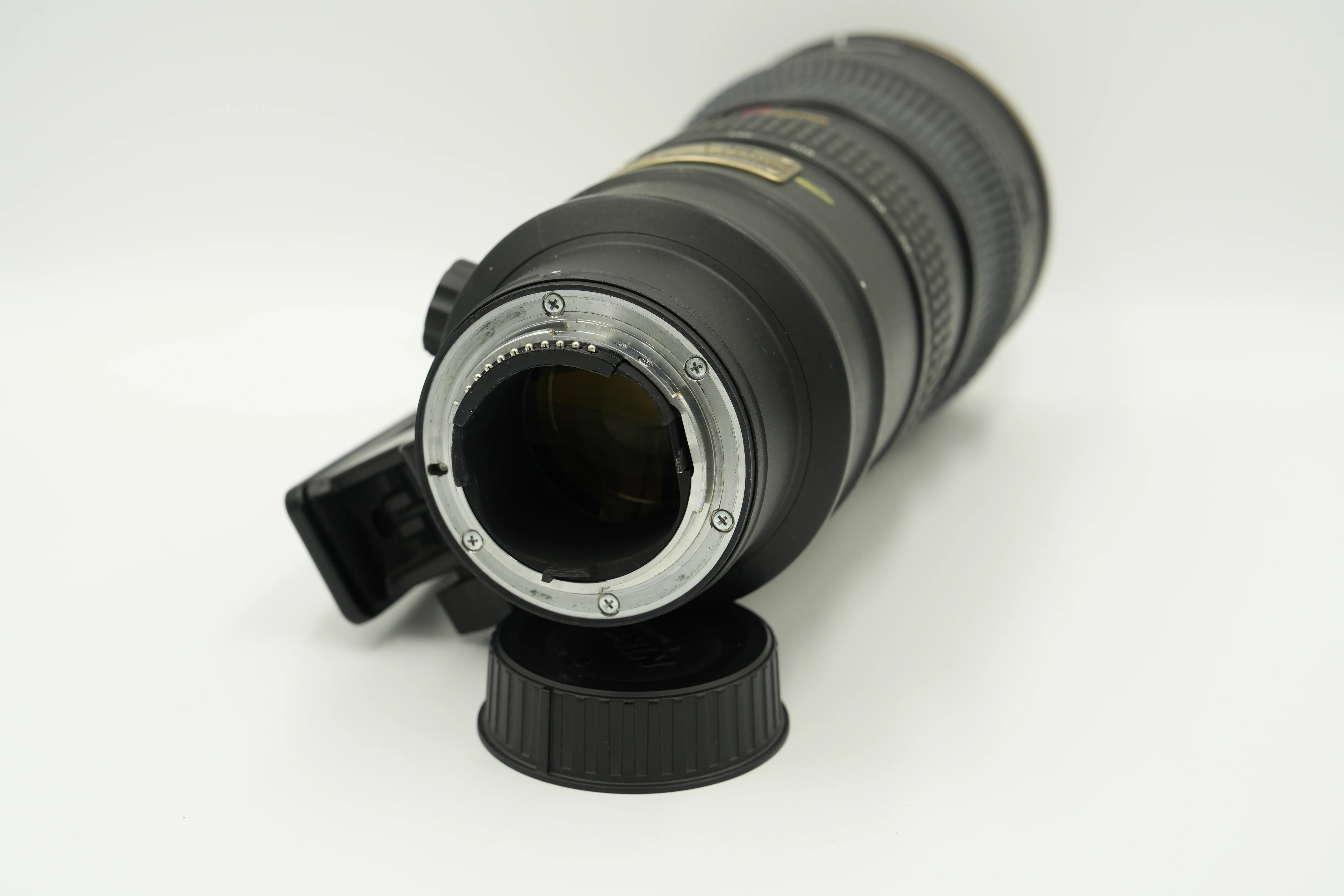 Used Nikon ED AF-S VR-Nikkor 70-200mm f/2.8 G - Image 2